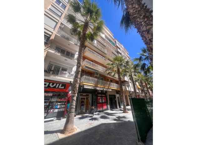 Revente - Appartement - Torrevieja - Torrevieja Centro