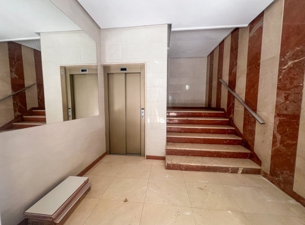 Revente - Appartement - Torrevieja - Torrevieja Centro