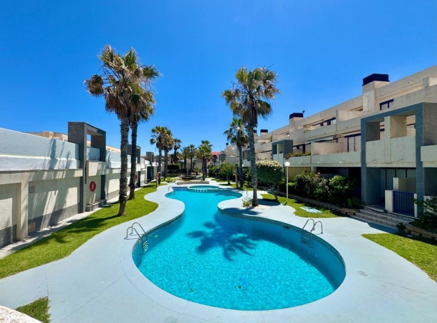 Resale - Apartment - Torrevieja - Torrevieja Centro