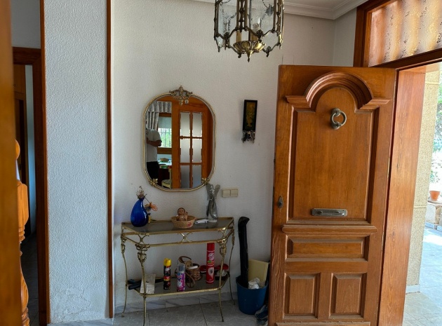 Wiederverkauf - Villa - Torrevieja - Torrevieja Centro