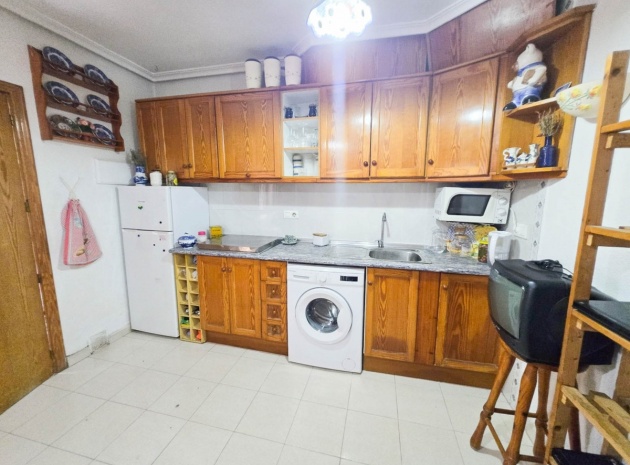 Resale - Villa - Torrevieja - Torrevieja Centro