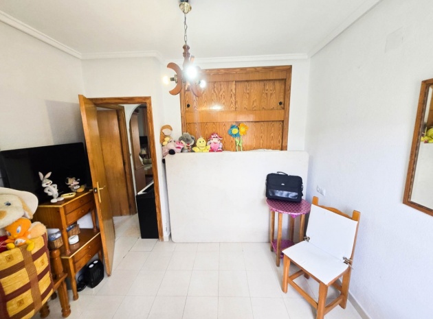 Resale - Villa - Torrevieja - Torrevieja Centro