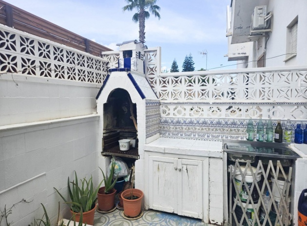 Resale - Villa - Torrevieja - Torrevieja Centro