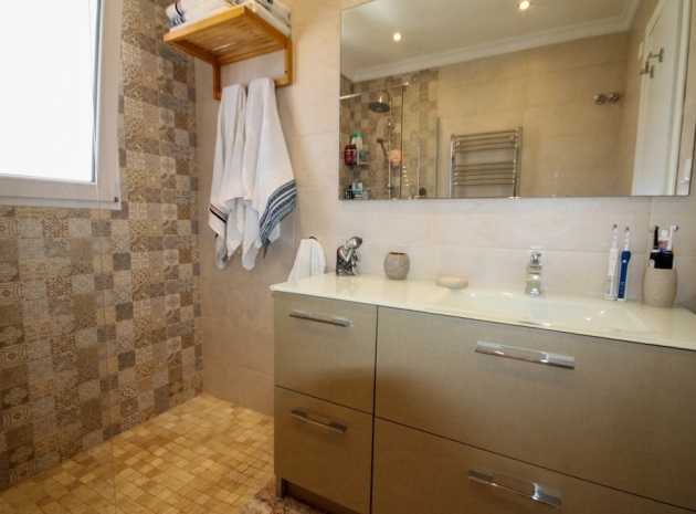 Återförsäljning - Radhus - Villamartin - Costa Blanca South