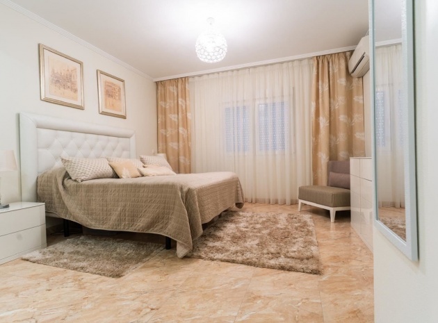 Wiederverkauf - Villa - Orihuela - Los Altos
