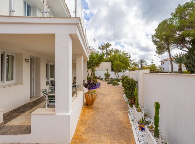 Återförsäljning - Villa - Orihuela - Campoamor