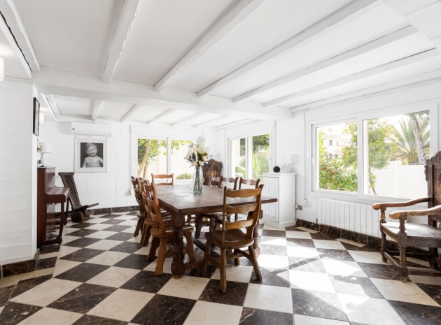 Återförsäljning - Villa - Orihuela - Campoamor