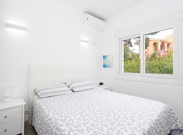 Återförsäljning - Villa - Orihuela - Campoamor
