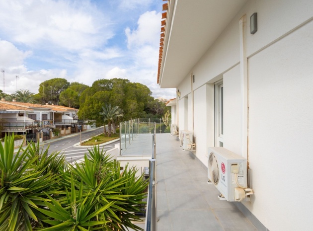 Återförsäljning - Villa - Orihuela - Campoamor