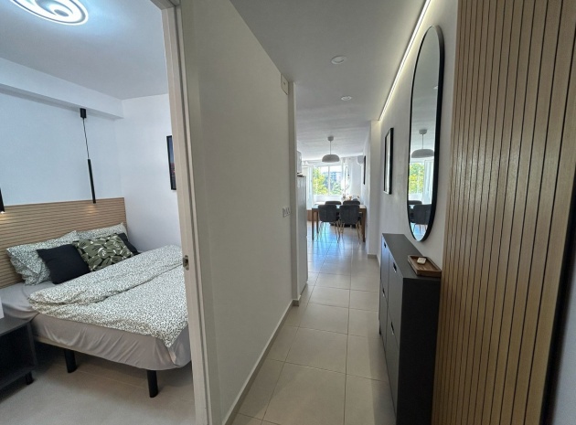 Resale - Apartment - Torrevieja - Torrevieja Centro