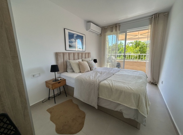 Resale - Apartment - Torrevieja - Torrevieja Centro