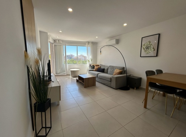 Resale - Apartment - Torrevieja - Torrevieja Centro