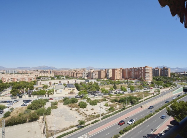 Resale - Apartment - Alicante - Alicante Centro