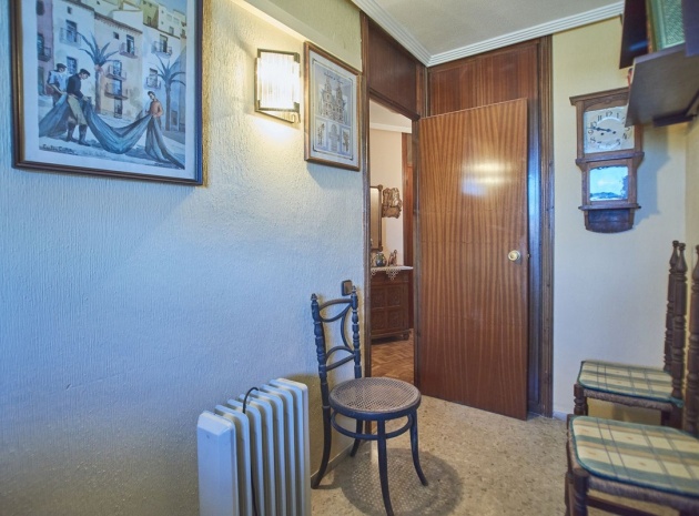Resale - Apartment - Alicante - Alicante Centro