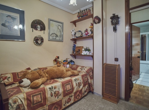 Resale - Apartment - Alicante - Alicante Centro