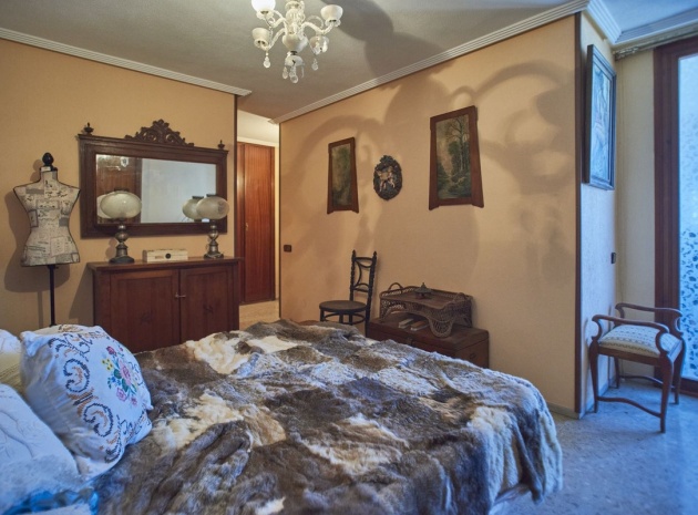 Resale - Apartment - Alicante - Alicante Centro