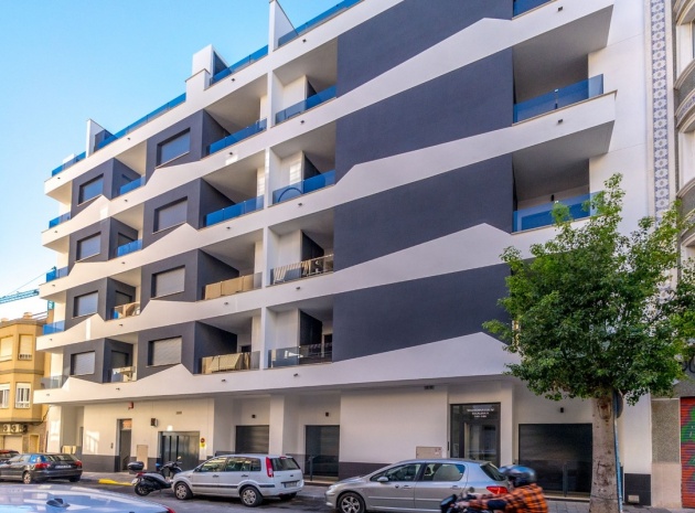 Resale - Apartment - Torrevieja - Torrevieja Centro