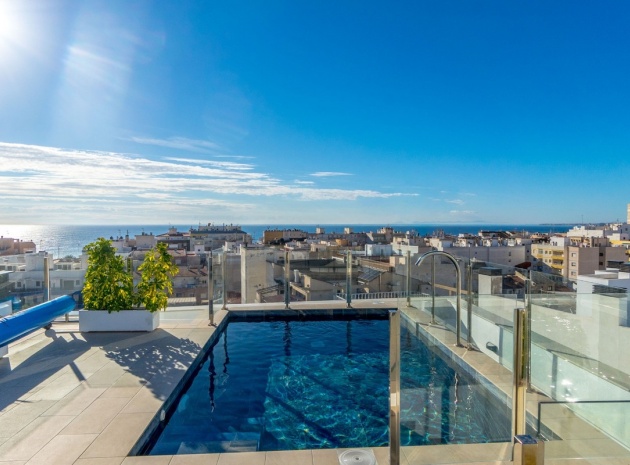Resale - Apartment - Torrevieja - Torrevieja Centro