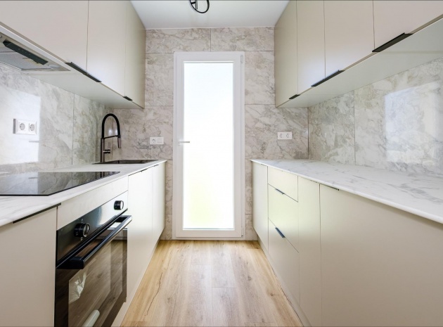 Återförsäljning - Radhus - Villamartin - bosque de las lomas