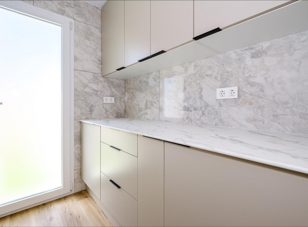 Återförsäljning - Radhus - Villamartin - bosque de las lomas
