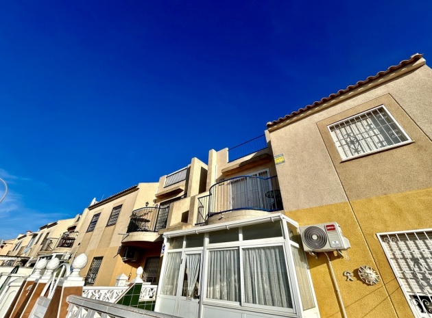 Återförsäljning - Lägenhet - Torrevieja - Torrevieja Centro