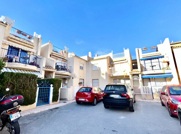Återförsäljning - Lägenhet - Torrevieja - Torrevieja Centro