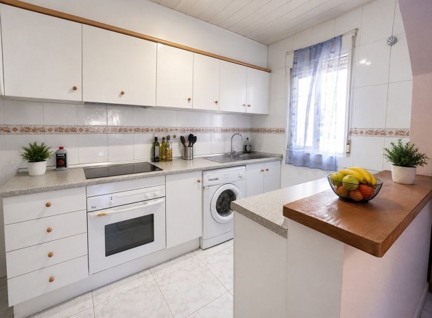 Återförsäljning - Lägenhet - Torrevieja - Torrevieja Centro