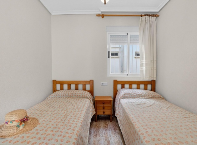 Wiederverkauf - Wohnung - Torrevieja - Playa De Los Locos