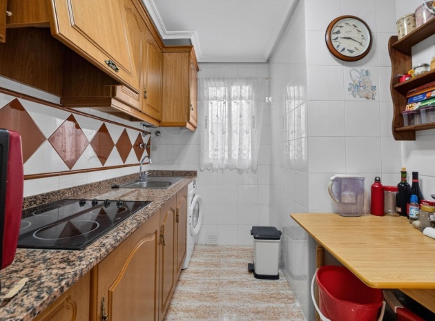 Wiederverkauf - Wohnung - Torrevieja - Playa De Los Locos