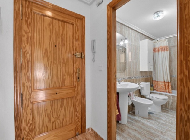 Wiederverkauf - Wohnung - Torrevieja - Playa De Los Locos