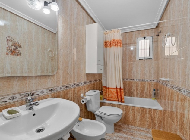Wiederverkauf - Wohnung - Torrevieja - Playa De Los Locos