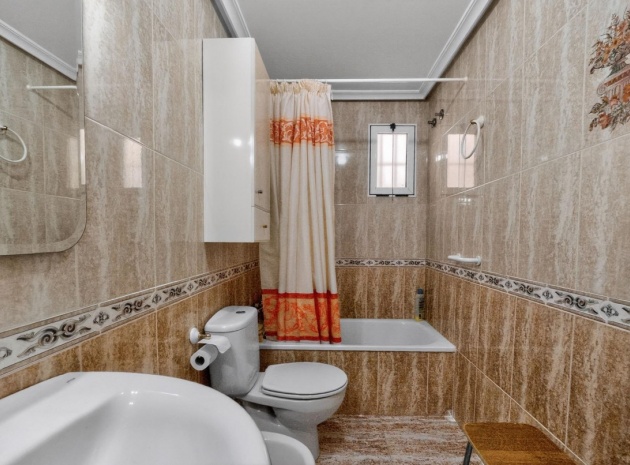 Wiederverkauf - Wohnung - Torrevieja - Playa De Los Locos