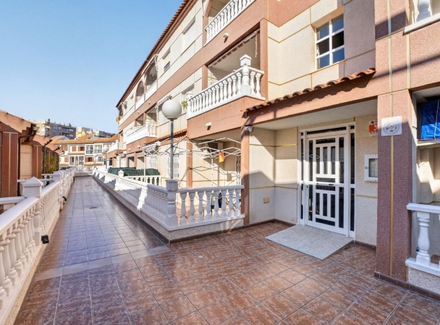 Wiederverkauf - Wohnung - Torrevieja - Playa De Los Locos