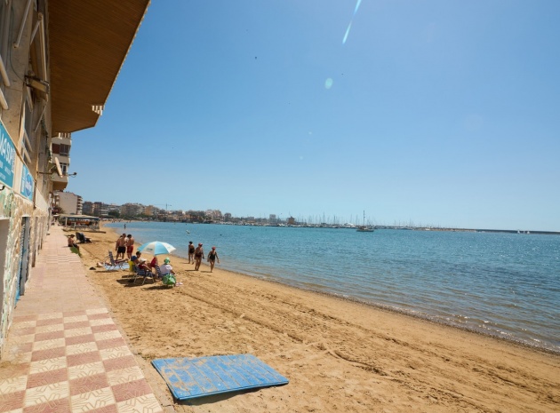 Återförsäljning - Lägenhet - Torrevieja - Torrevieja Centro
