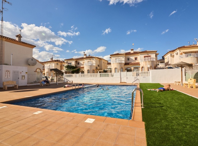 Wederverkoop - Herenhuis - Torrevieja - Aguas Nuevas