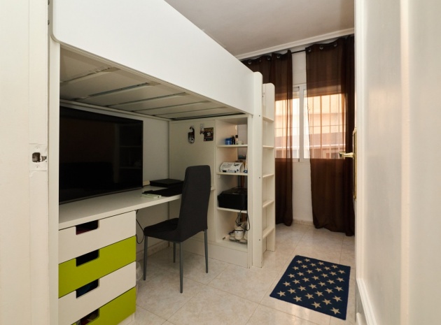 Wederverkoop - Herenhuis - Torrevieja - Aguas Nuevas