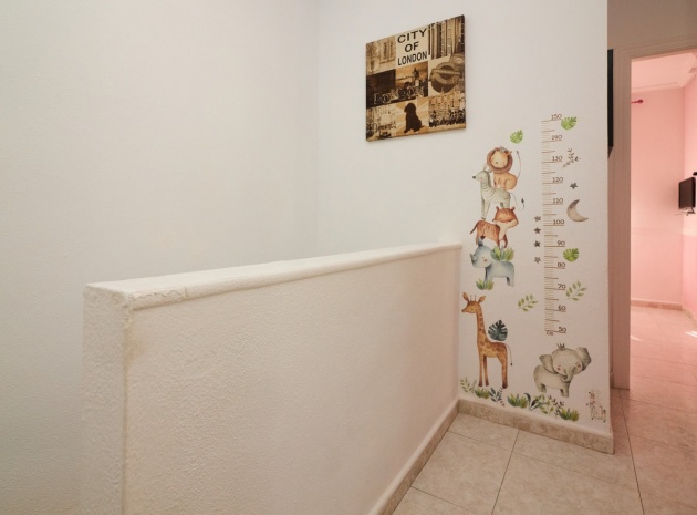 Wederverkoop - Herenhuis - Torrevieja - Aguas Nuevas