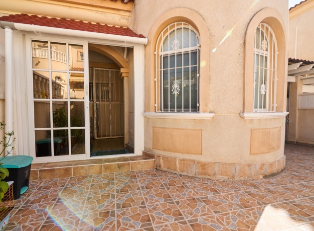Wederverkoop - Herenhuis - Torrevieja - Aguas Nuevas