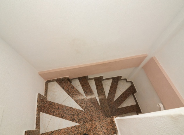 Wederverkoop - Herenhuis - Torrevieja - Aguas Nuevas