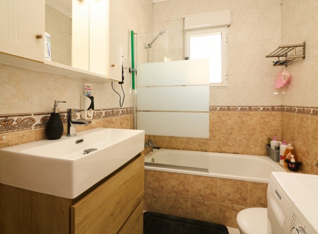 Wederverkoop - Herenhuis - Torrevieja - Aguas Nuevas