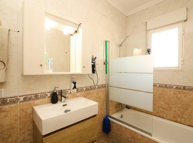 Wederverkoop - Herenhuis - Torrevieja - Aguas Nuevas
