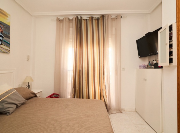 Wederverkoop - Herenhuis - Torrevieja - Aguas Nuevas
