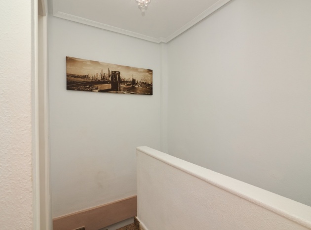 Wederverkoop - Herenhuis - Torrevieja - Aguas Nuevas