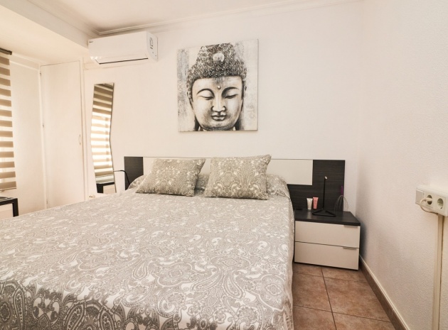 Wiederverkauf - Wohnung - Torrevieja - Torrevieja Centro
