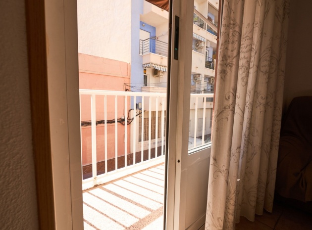 Wiederverkauf - Wohnung - Torrevieja - Torrevieja Centro