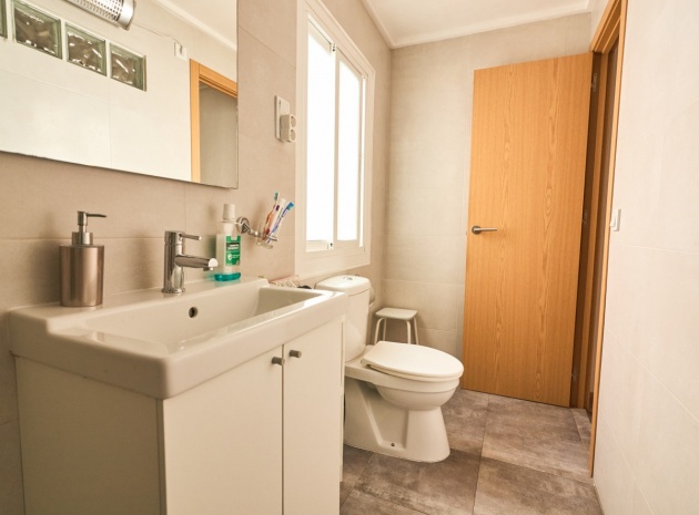 Wiederverkauf - Wohnung - Torrevieja - Torrevieja Centro