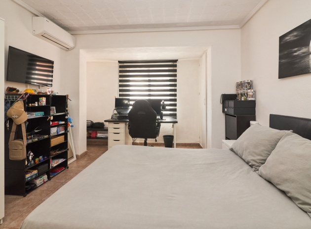 Wiederverkauf - Wohnung - Torrevieja - Torrevieja Centro