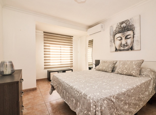 Wiederverkauf - Wohnung - Torrevieja - Torrevieja Centro