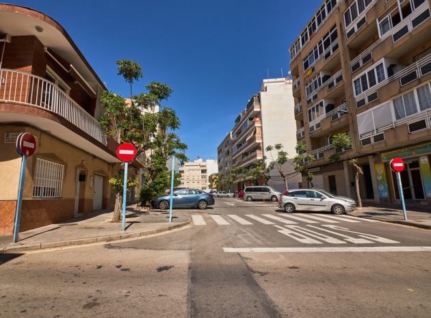 Wiederverkauf - Wohnung - Torrevieja - Torrevieja Centro