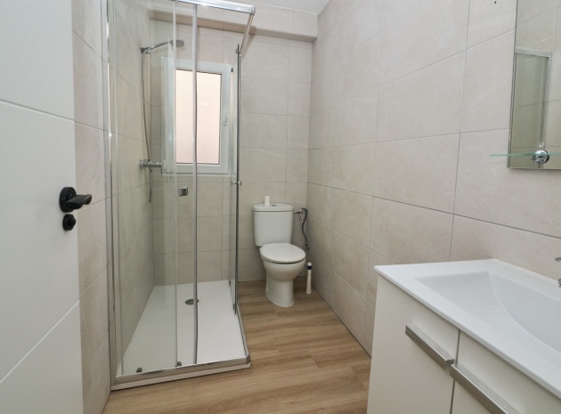 Wiederverkauf - Wohnung - Torrevieja - Torrevieja Centro